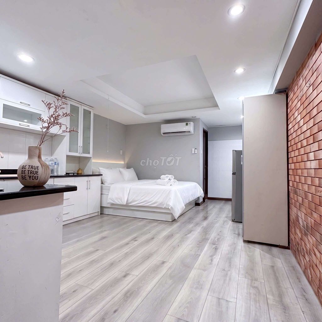 4th District Service Department comfortable room