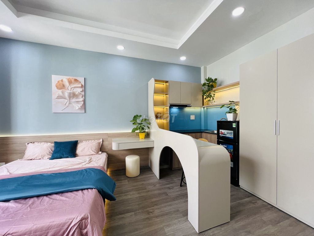 Renting a new room near dhv, second base, Kent College*9337*4*7*7*