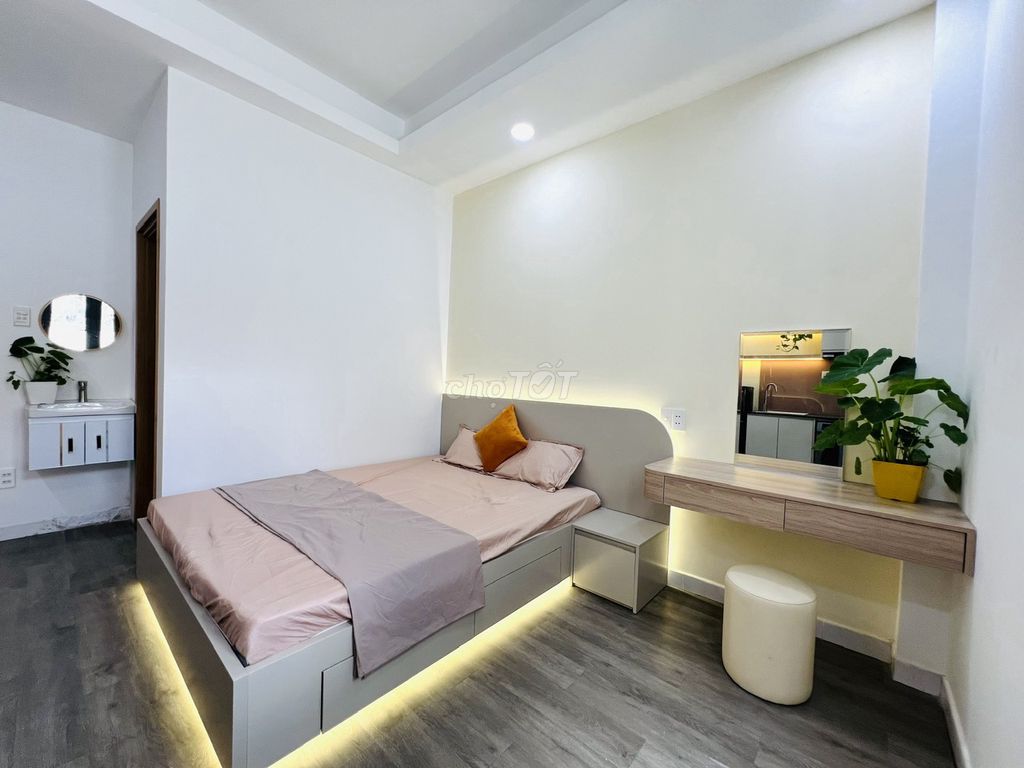 Renting a new room near dhv, second base, Kent College*9337*4*7*7*