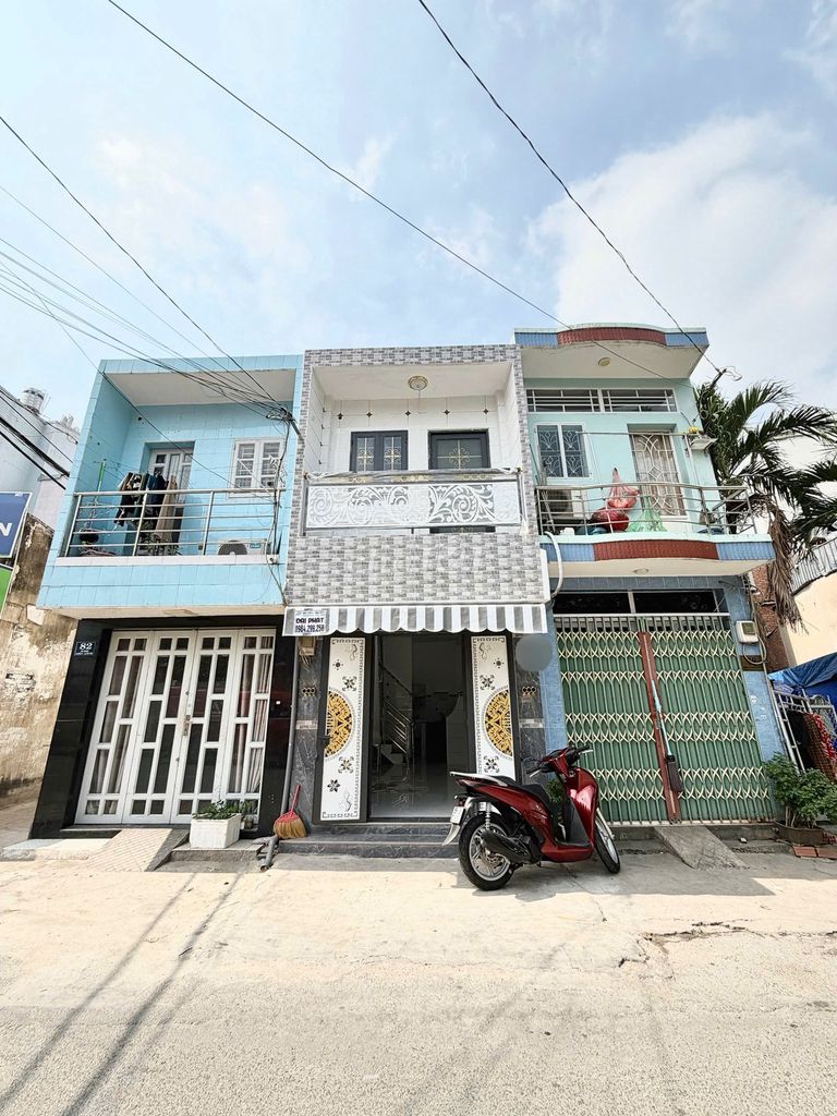 Rent a front house on Đỗ Nhuận, open Spa, nail...