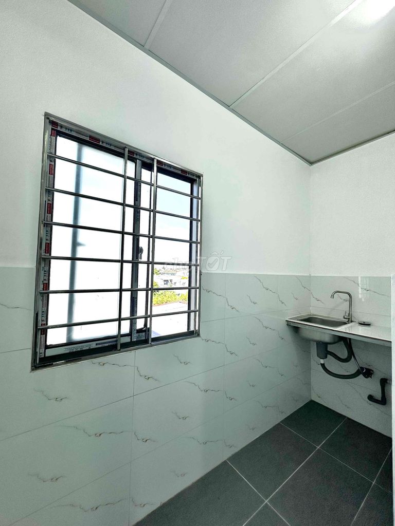 The new room -- extreme student - ready air conditioning - open window
