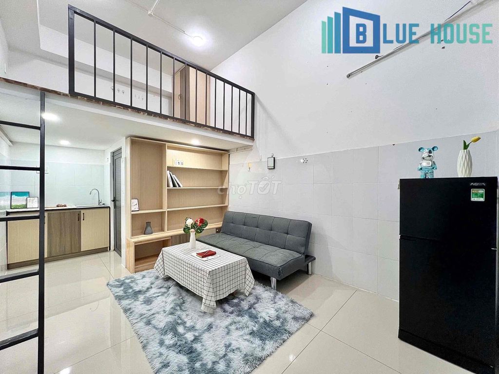 upper room 2M - full interior - right to the shower