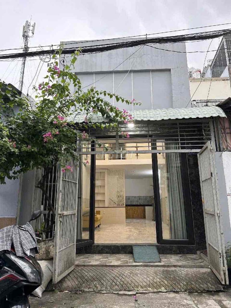 Rent the new house clean Liên khu 5-6 for the cheap, air conditioning.