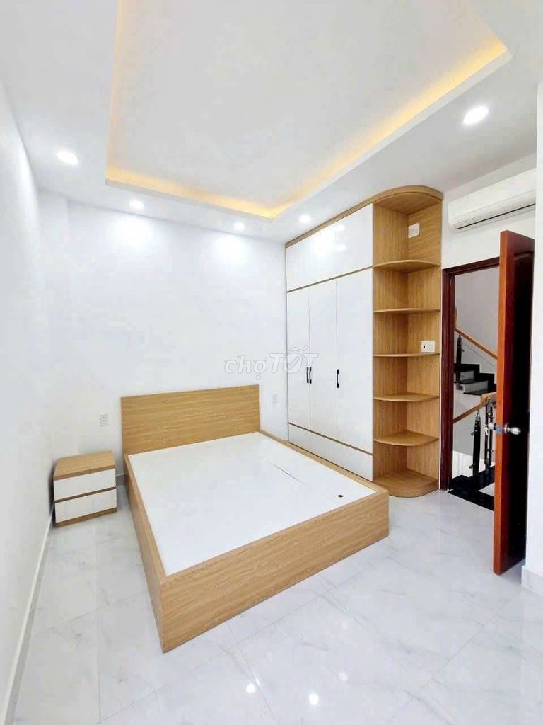 Rent for nc - area 4.5 X18 M - 1979 Alley Huỳnh Tấn Phát - Nhà Bè