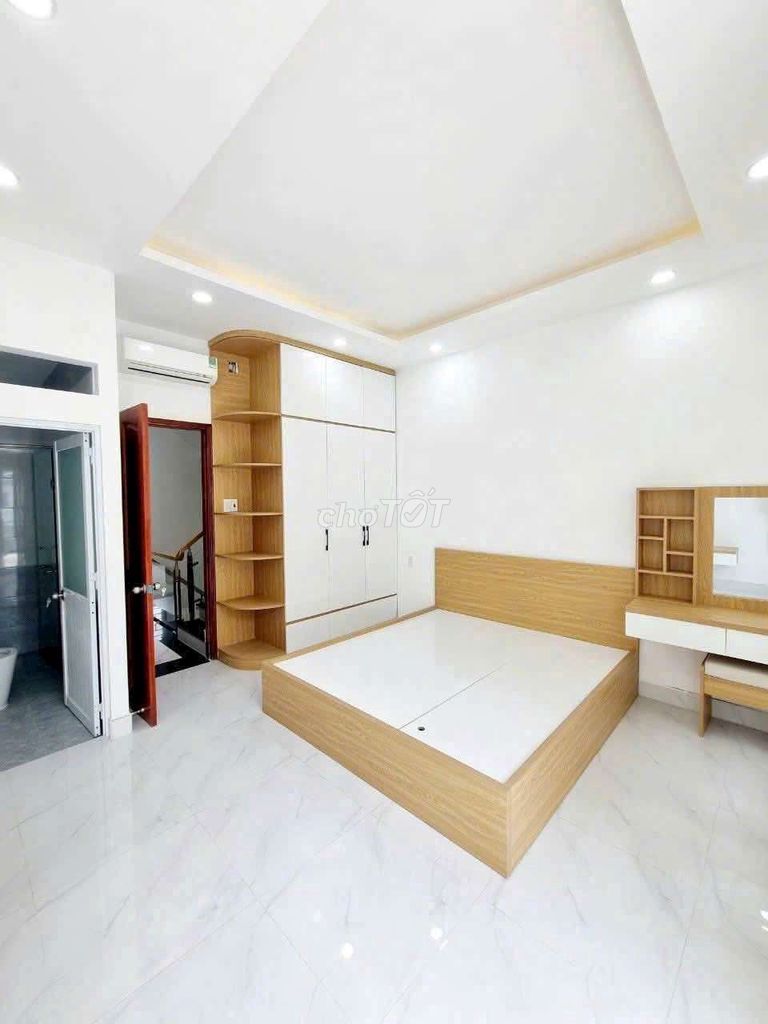 Rent for nc - area 4.5 X18 M - 1979 Alley Huỳnh Tấn Phát - Nhà Bè