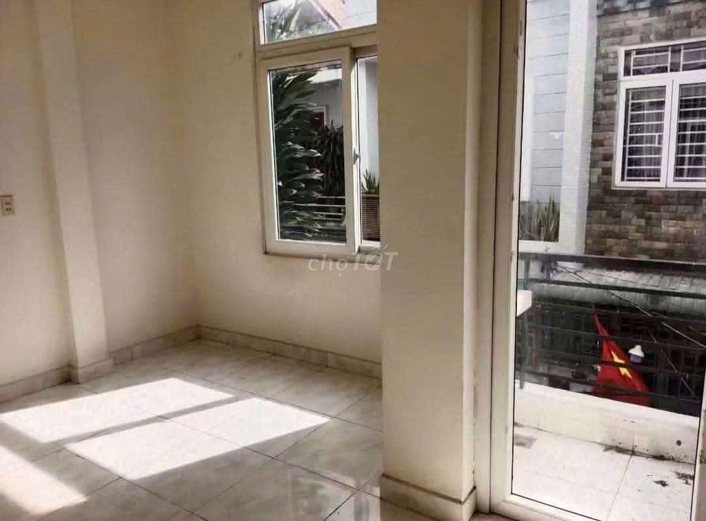 số 8 Linh Xuân floor at 7 million