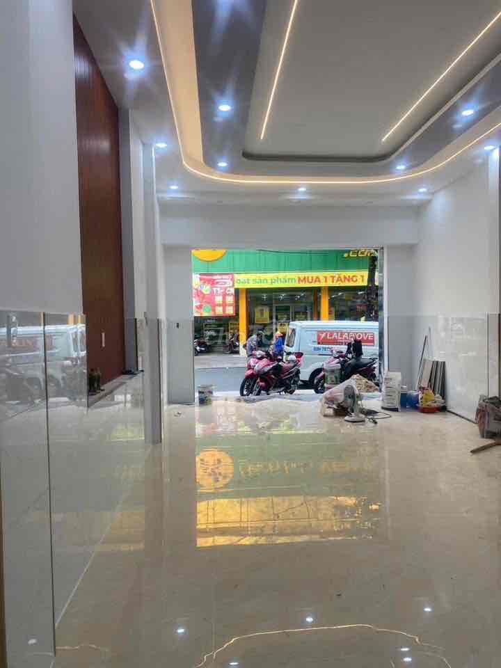 Rent an mtkd Cầu Xéo, Q Tân Phú - 5.2 x 18 - 4 stories - 30 million a month