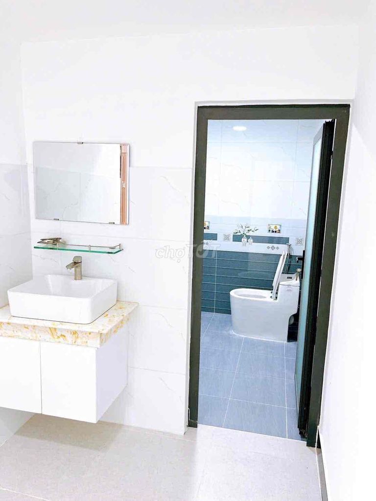 Rent an mtkd Cầu Xéo, Q Tân Phú - 5.2 x 18 - 4 stories - 30 million a month