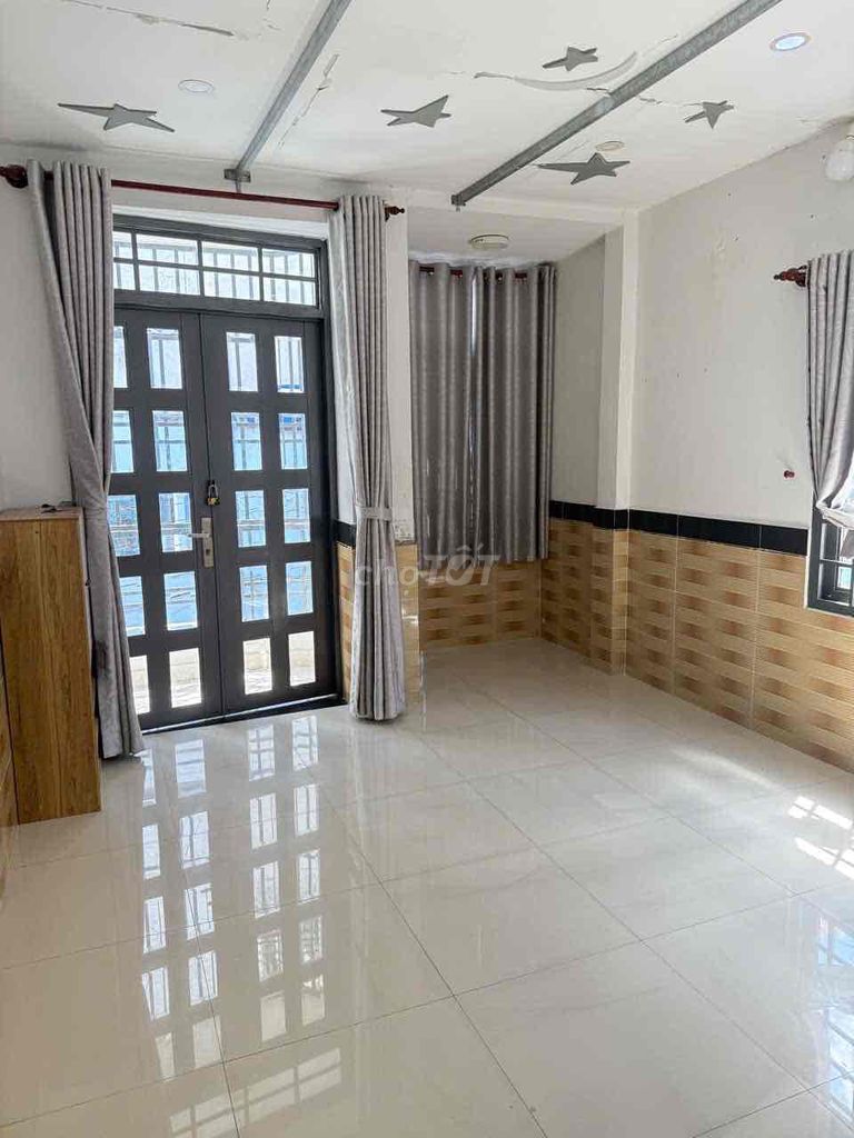 Rent the original Bùi Quang Là in 12 Gò Vấp.