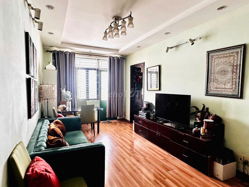 Zen Tower residence, District 12. 60 meters two bedrooms. ntcb. 5.5 million.