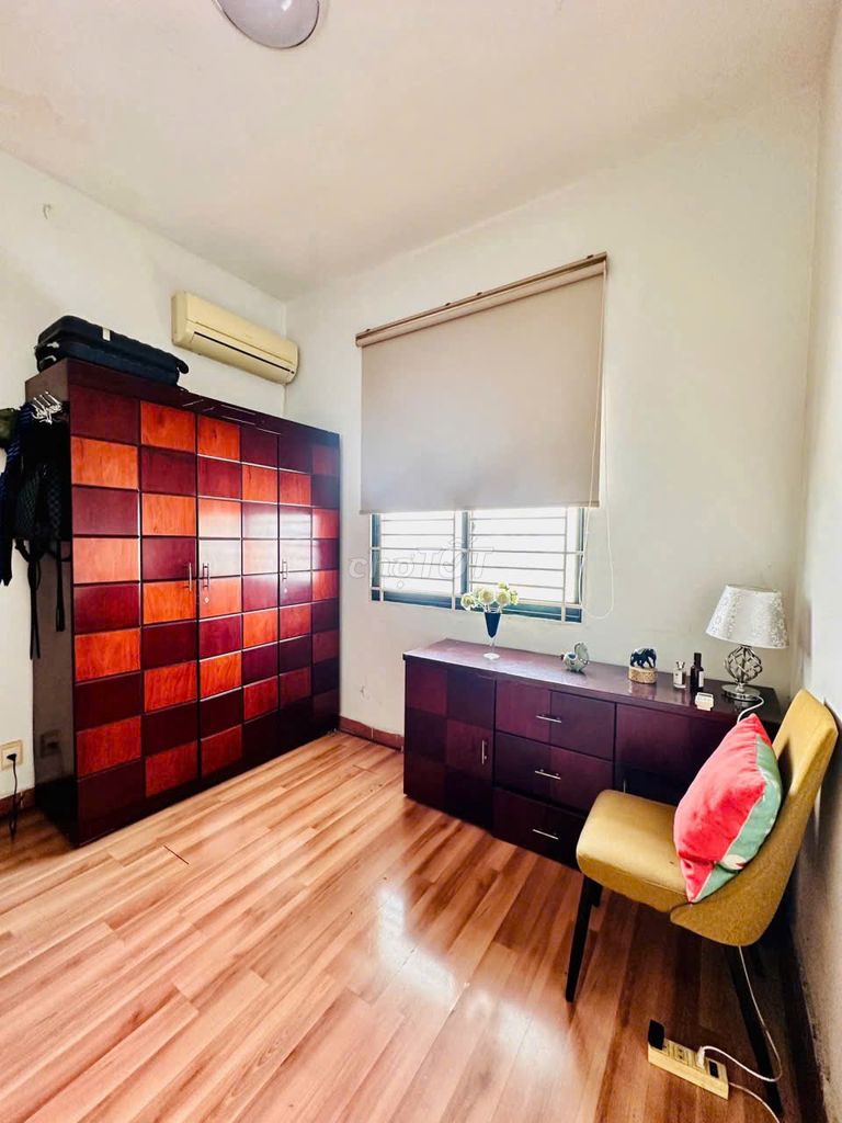 Zen Tower residence, District 12. 60 meters two bedrooms. ntcb. 5.5 million.