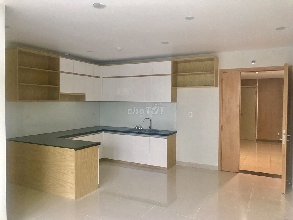 Rent apartment to the New Founding House, 11th District 110 m2, 3 bedrooms, 14 million