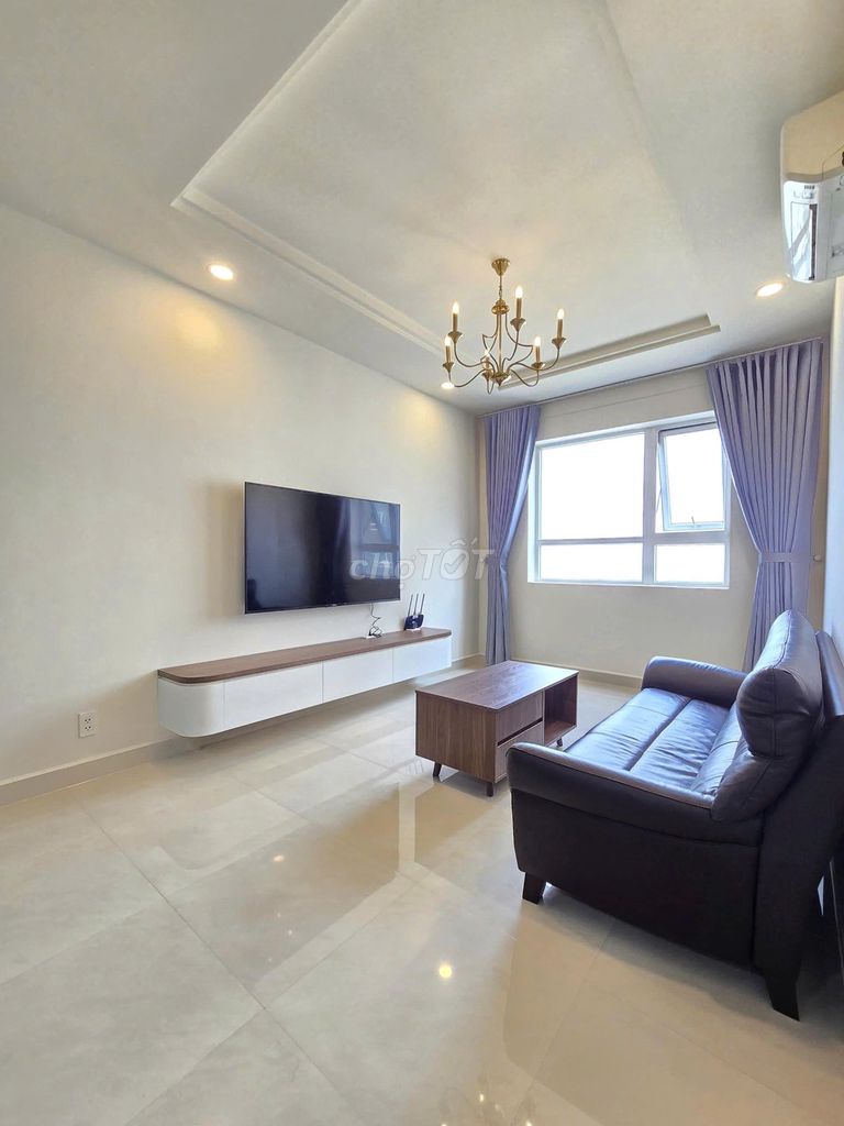 Rent the apartment Full Mill 13 million a month, 79 meters late in the month.