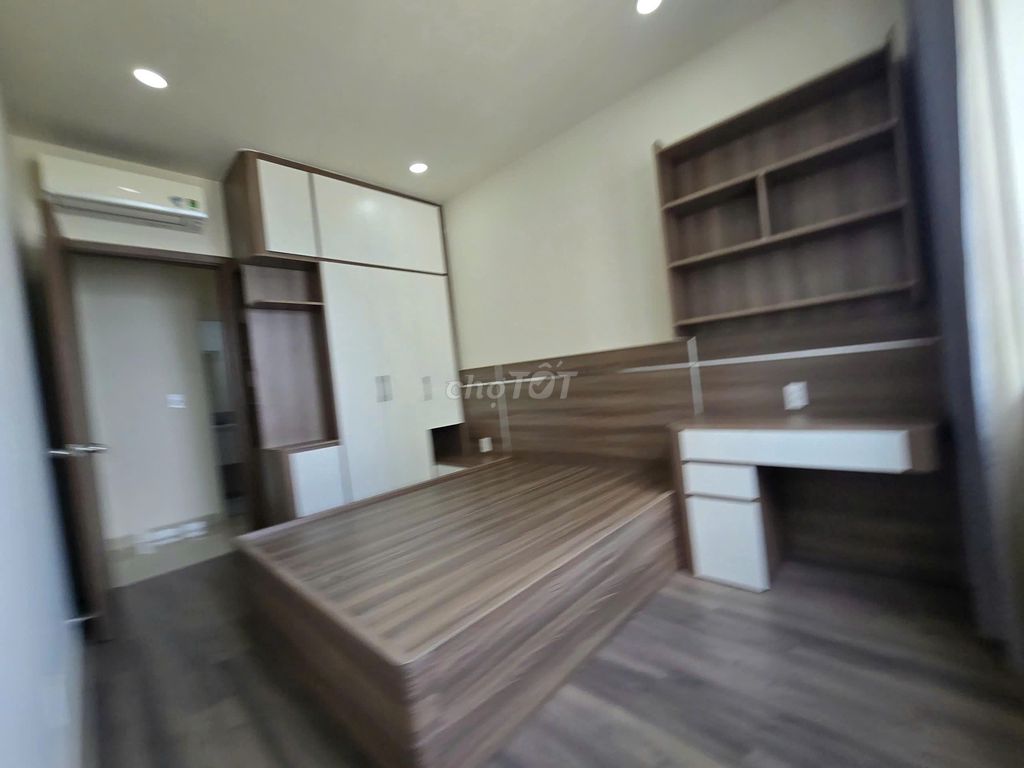Rent the apartment Full Mill 13 million a month, 79 meters late in the month.