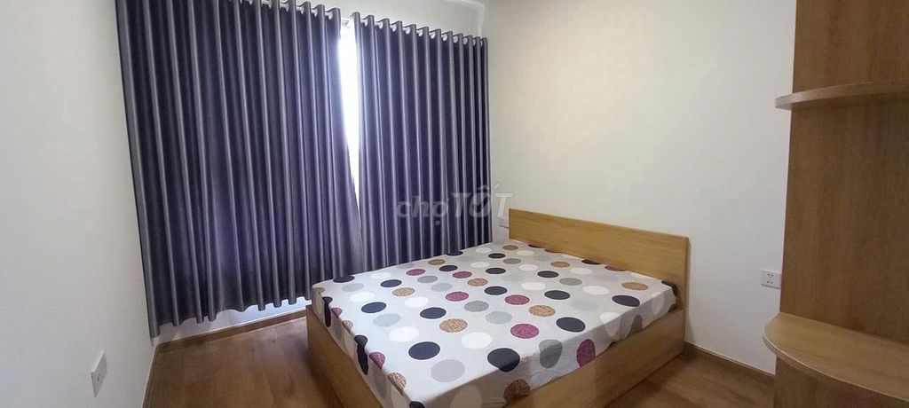 Rent the apartment 60 meters 2 bedrooms. A toilet with an internal balcony.