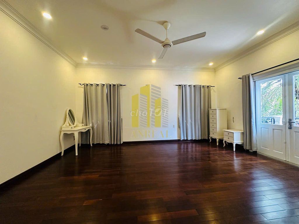Rent Xuân Thuỷ 6 Chamber of Prices Wed