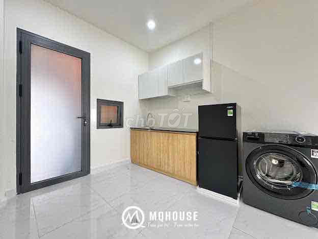 The balcony studio - the interior - private washing machine - in the bathroom - 11th District