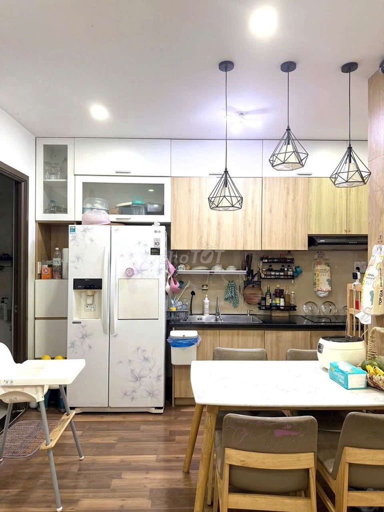 To rent apartment housing. Adhesive - P. tat - tp. German