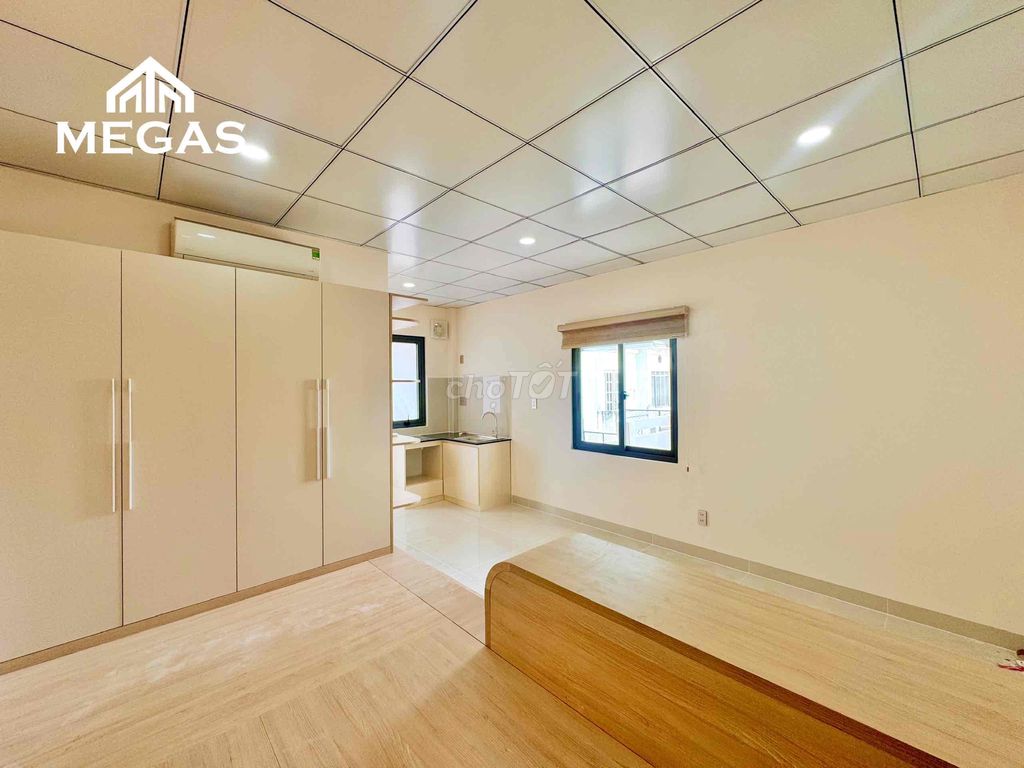 Opens the new service apartment 100% full of furniture near the natural cycle.