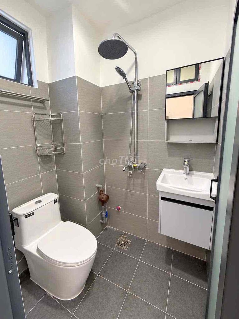 Rent Đỗ Xuân Hợp 3.8 million per room in right now. plb District 9