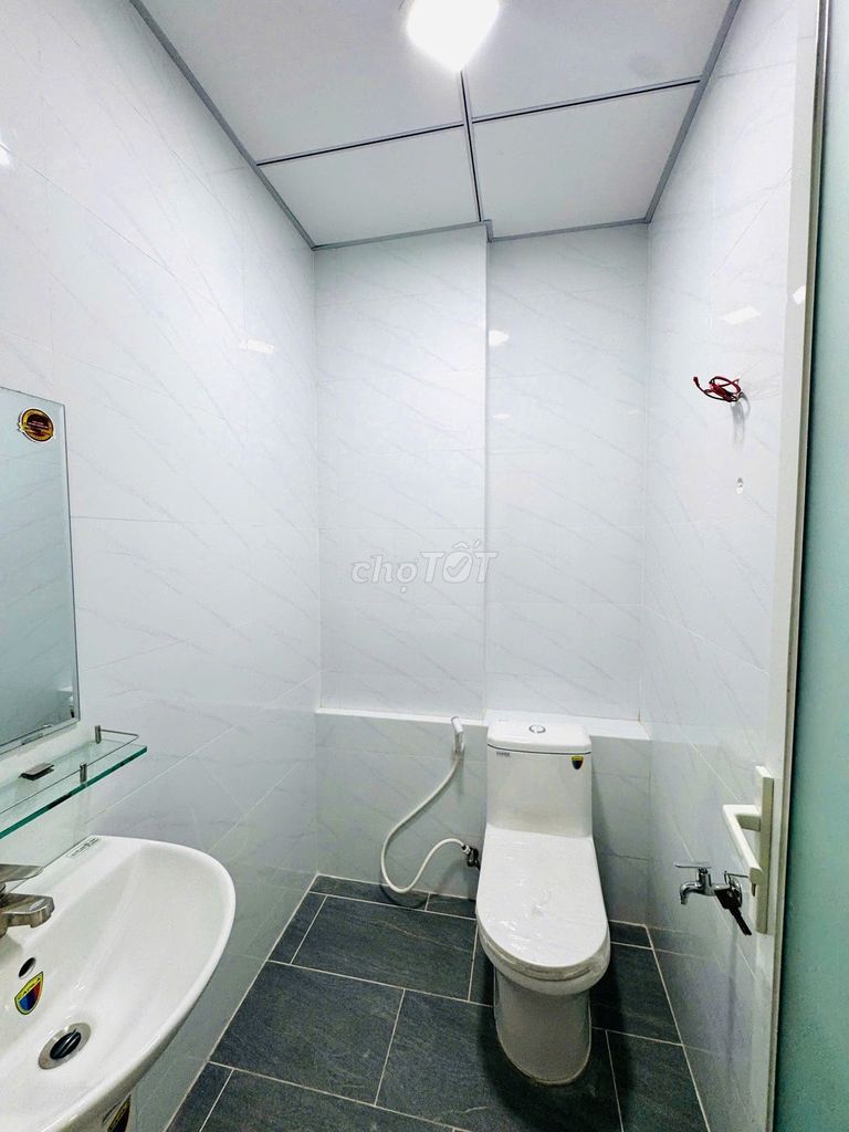 Service apartment,hotel,office, building - A Nguyễn Oanh 6,2 x24 m 6th floor machine