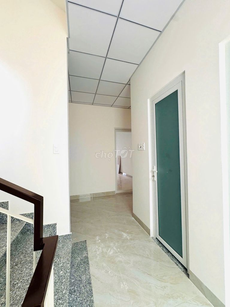 Service apartment,hotel,office, building - A Nguyễn Oanh 6,2 x24 m 6th floor machine