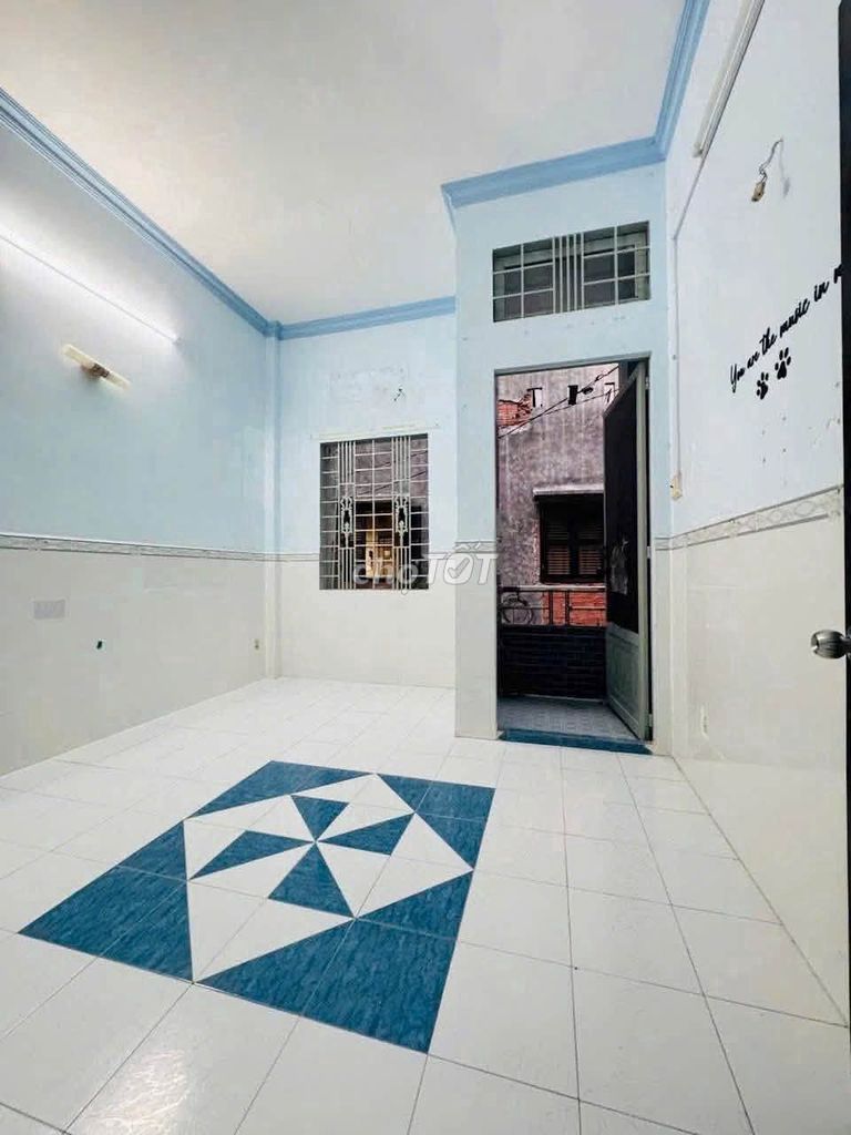 Rent the entire Nhiêu Tứ Phú Nhuận house. A one-story bedroom.