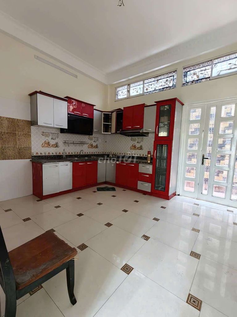 Rent an antkd area rocket area 4.20 meters.
