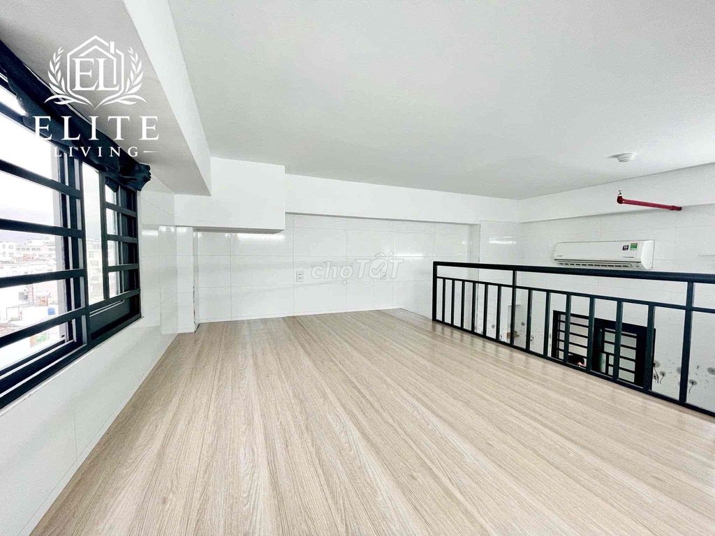 Rent a new apartment built right near University vlu and Love