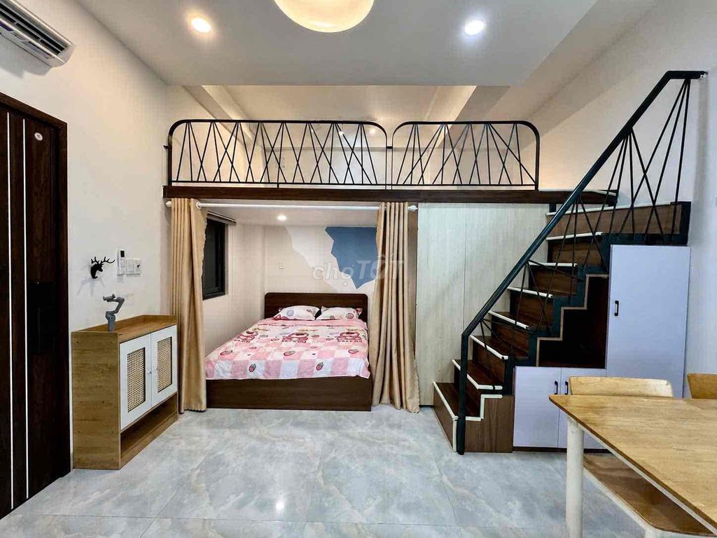 Rent mini-space 2 sleeping spaces - near college vlu