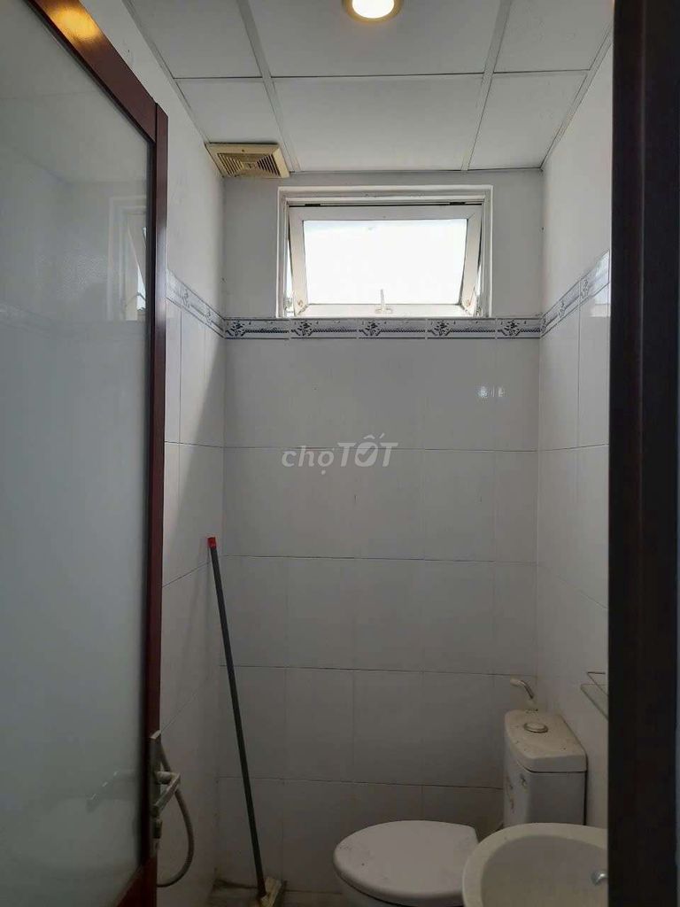 Renting East Sea House, Trung Mỹ Tây District 12.