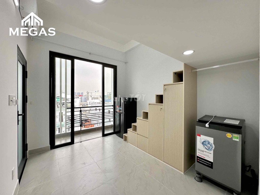 Open the 16 studios and open a full block of furniture.
