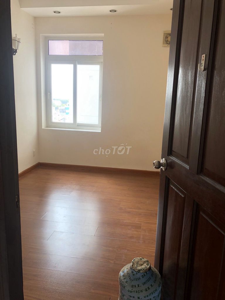 Lữ Gia Plaza 120 M2 3 bedroom 2 toilets - level quiet - 15 million a month