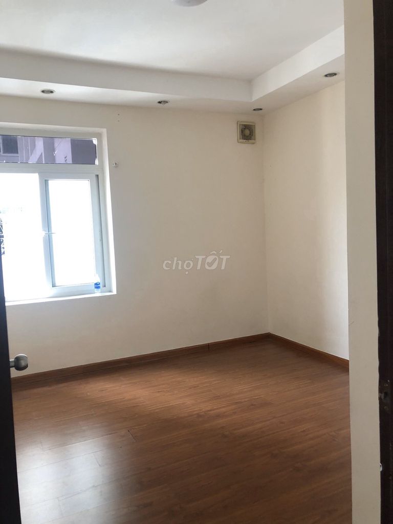 Lữ Gia Plaza 120 M2 3 bedroom 2 toilets - level quiet - 15 million a month