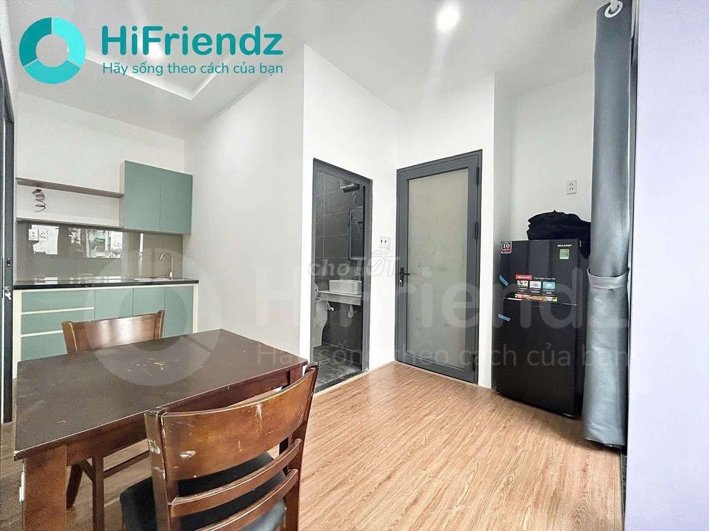 Two bedrooms 10 ) Large living room + balcony, private washing machine