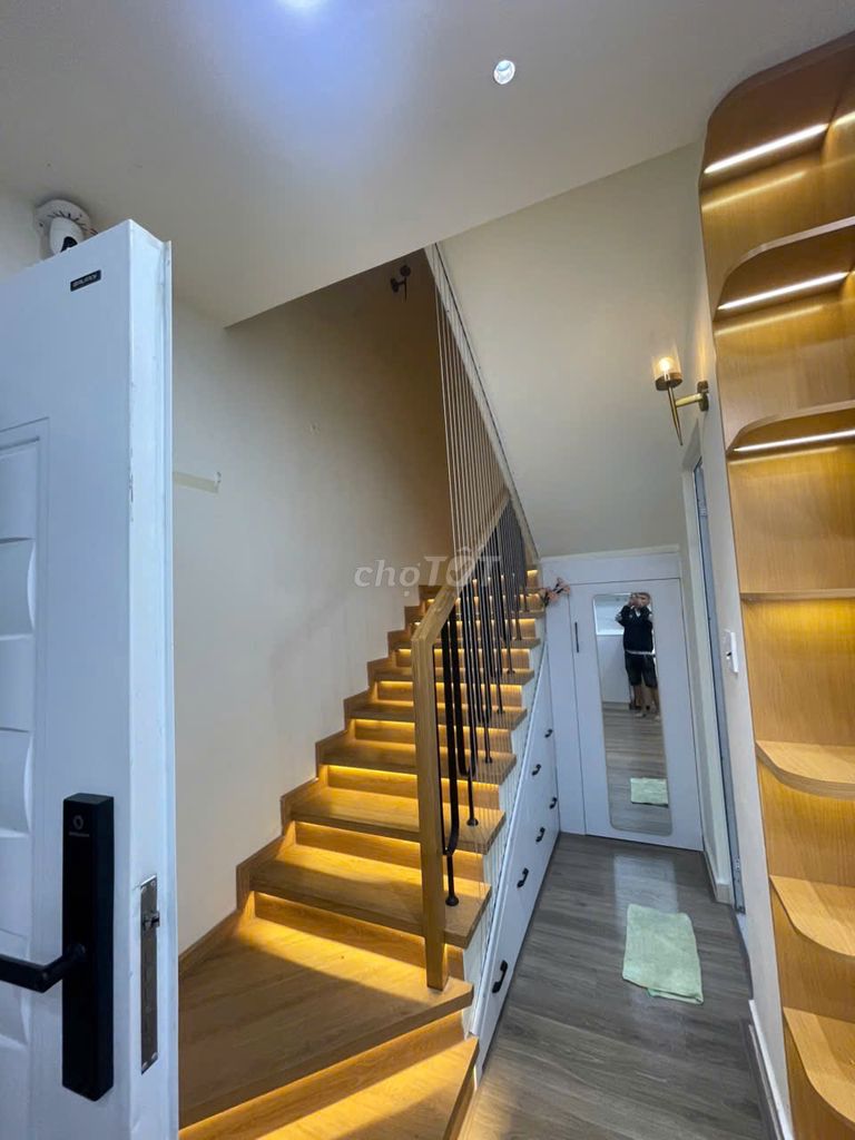 Rent a four-size bedroom four full-ton furniture for 12 million in District 8