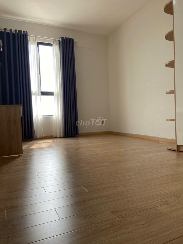 Rent the German apartment, 121 meters, 3 bedrooms, 2 toilets, interior. 15 million
