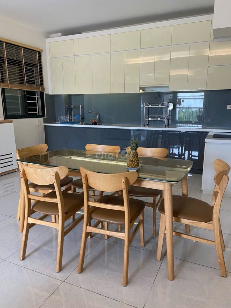 Rent the German apartment, 121 meters, 3 bedrooms, 2 toilets, interior. 15 million