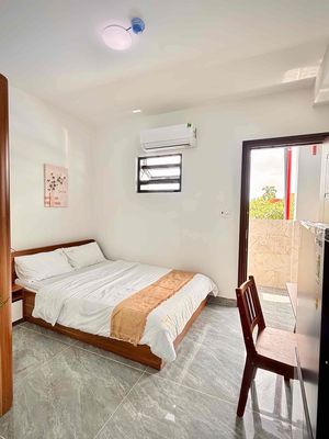 Rent a new full-industrial apartment near the university.