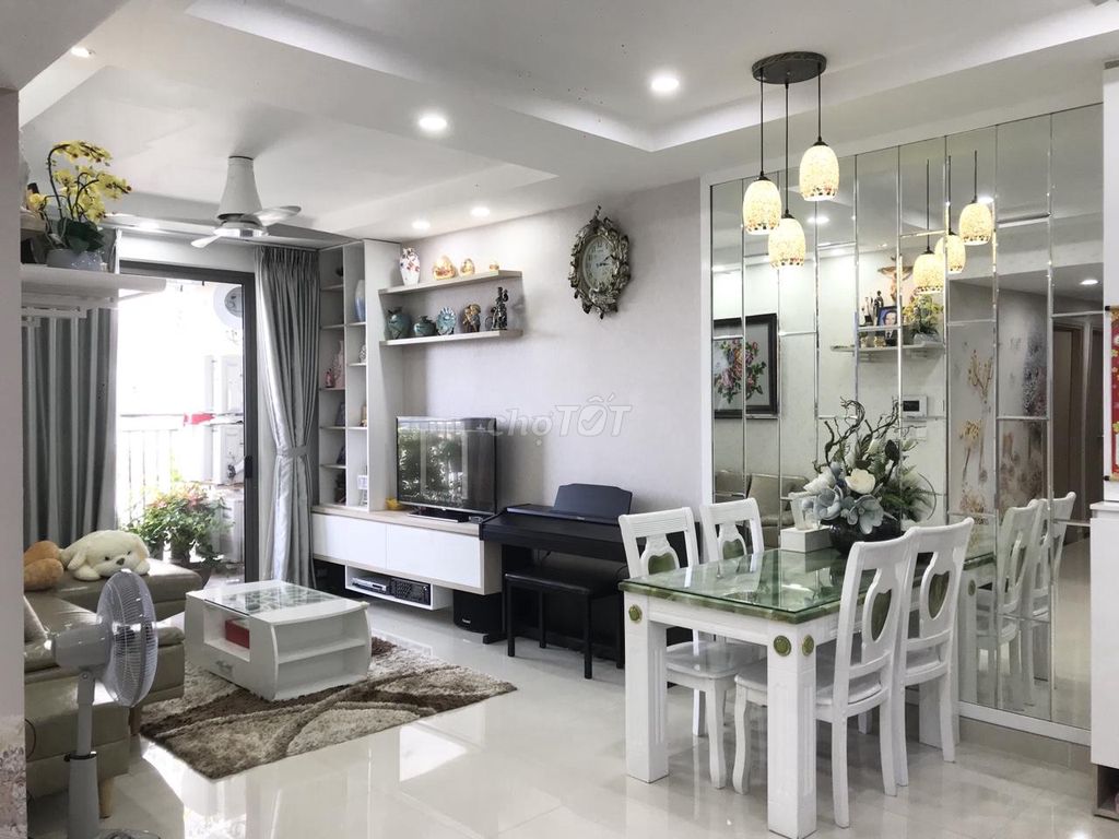 3 bedrooms (100 M2 Botanica Premier – full interior - only 18 million a month
