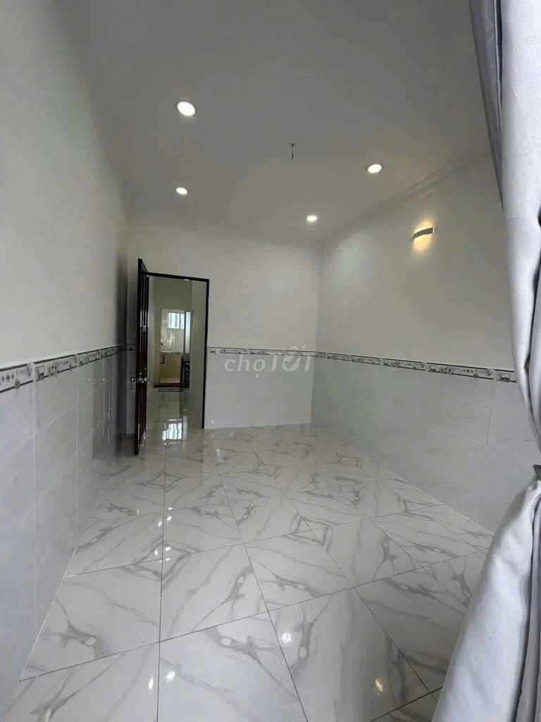 Phạm Văn Chiêu - 3,8 X14 M - 1st floor - a wide alley - has a parking yard
