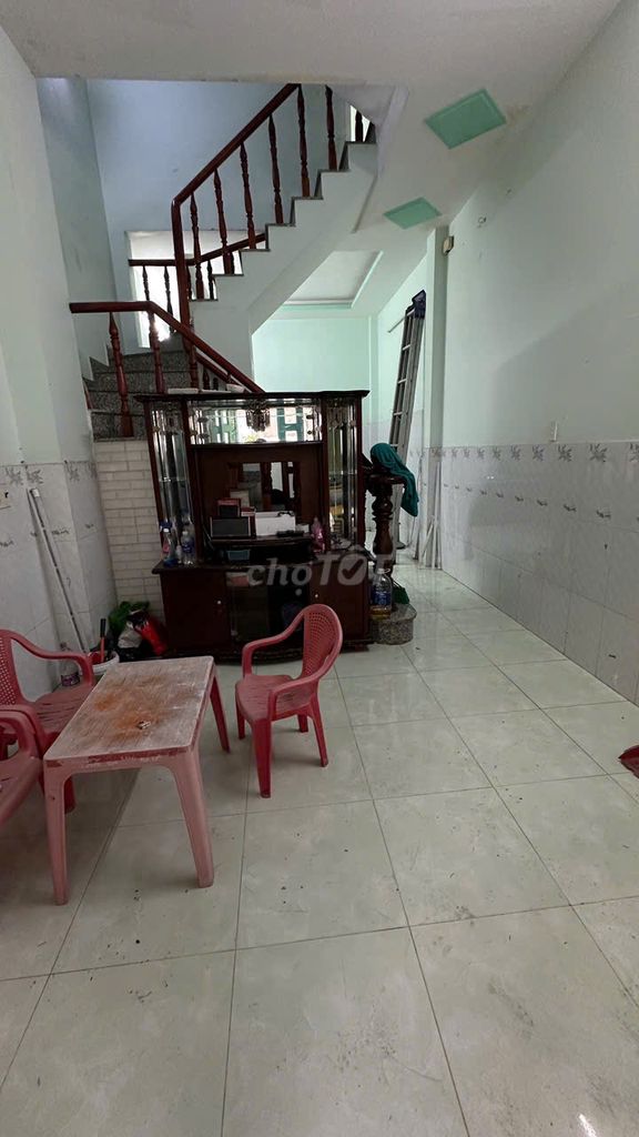 Rent an entire Hương Lộ 2, 1893 Bình Trị Đông.