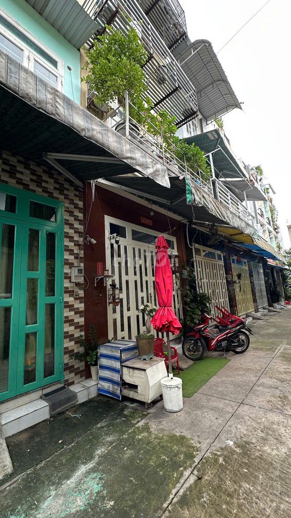 Rent an entire Hương Lộ 2, 1893 Bình Trị Đông.