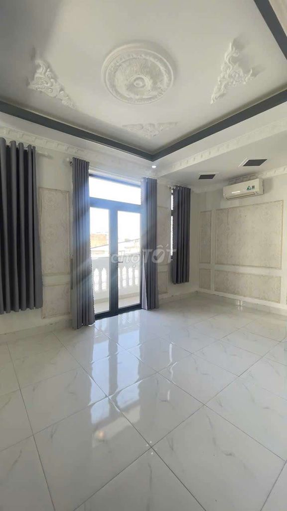 3th floor 5th alley room 217 Huỳnh Tấn Phát