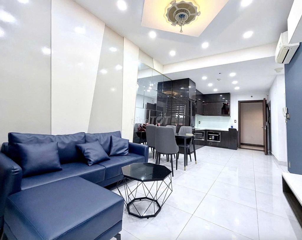 High-level apartment-Orchard Garden is ready for two bedrooms. 79 m2 rents 16 million a month.