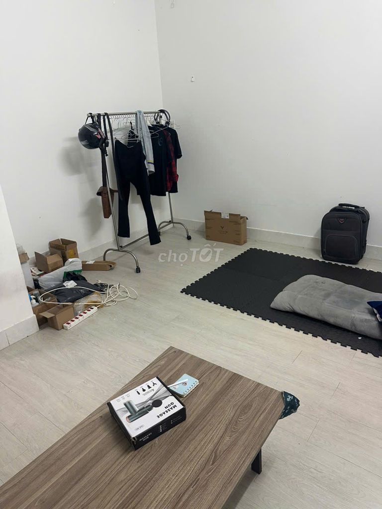 Rent room in the original house, free time, air conditioning.