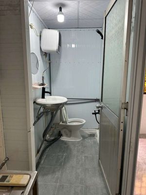 rent room 28 m2 private living room wide Mai Xuân Thưởng bt