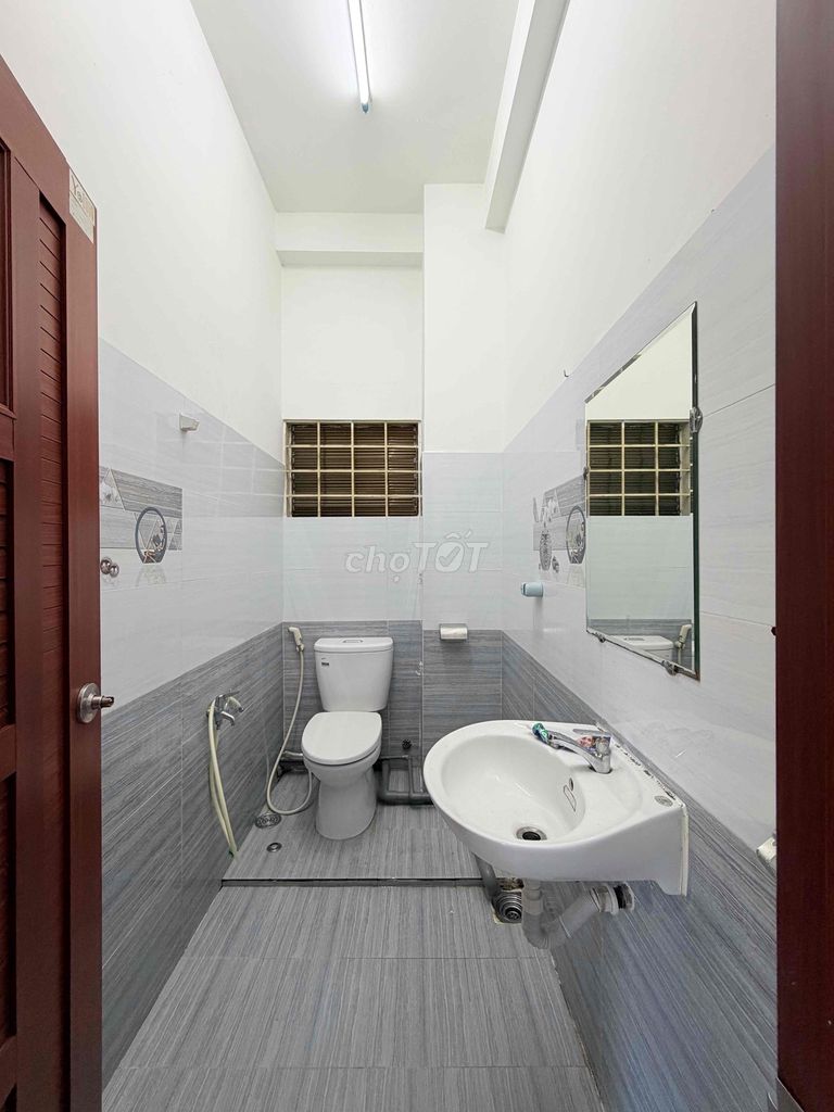 Super cool! Rent two bedrooms 50 m2 Full. Balcon 5/3 cars right in 3/2 District 10