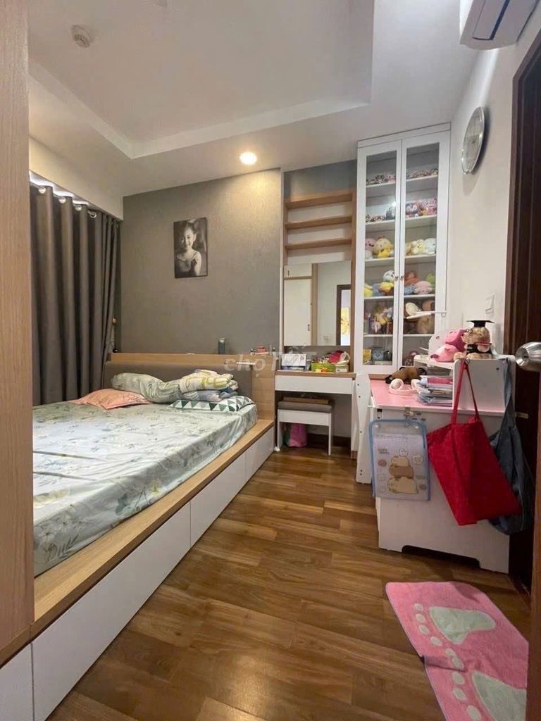 Screc building, Trường Sa, District 3: 95 m2, 3 p sleeping, full interior, 17 million a month