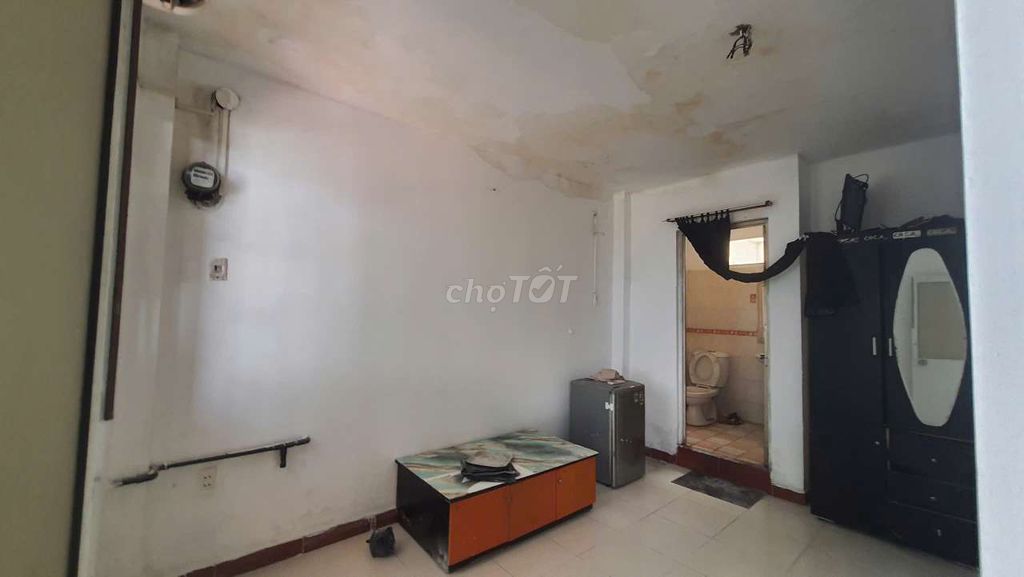 Room 18 m2 fuck.Hoa Sứ, Q. Bedroom